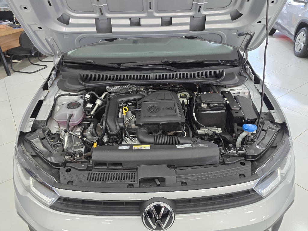 VOLKSWAGEN POLO 1.0 170 TSI COMFORTLINE AUTOMÁTICO