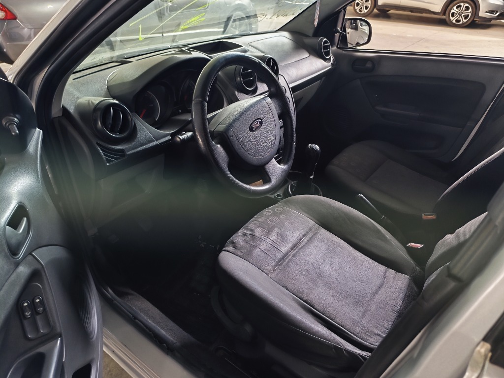FORD FIESTA 1.0 ROCAM SE 8V FLEX 4P MANUAL