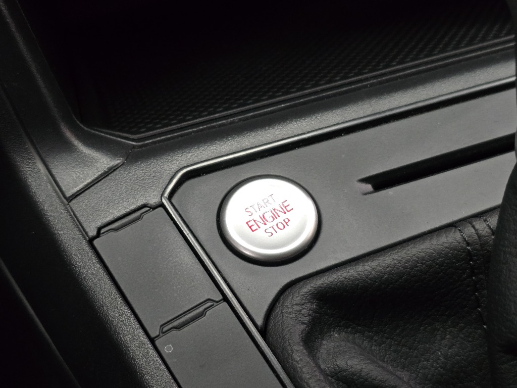VOLKSWAGEN POLO 1.0 170 TSI COMFORTLINE AUTOMÁTICO