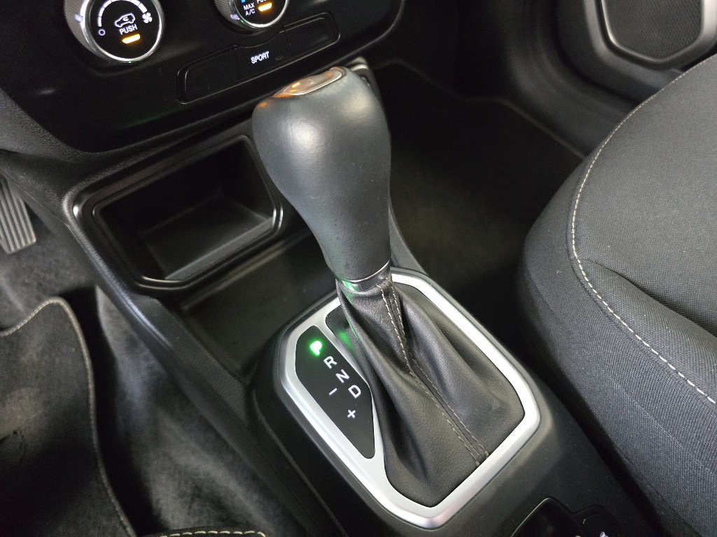 JEEP RENEGADE 1.3 T270 TURBO FLEX SPORT AT6