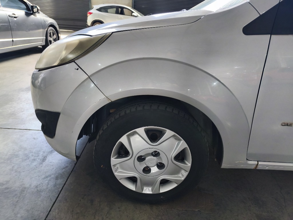 FORD FIESTA 1.0 ROCAM SE 8V FLEX 4P MANUAL
