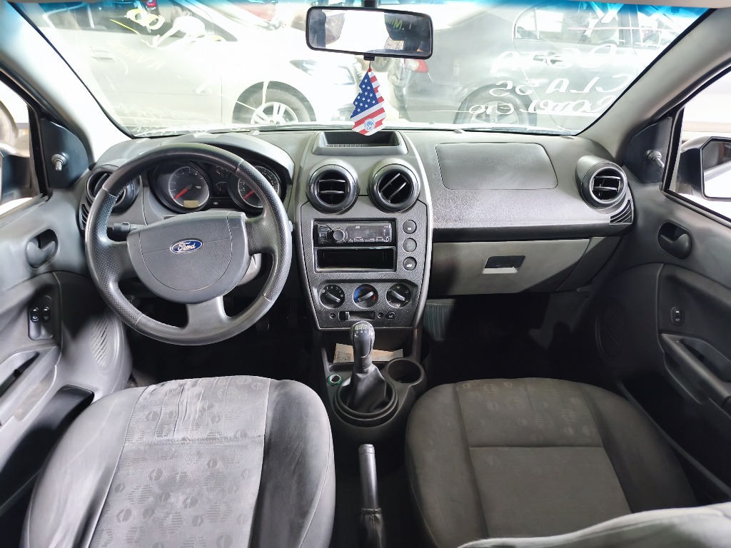FORD FIESTA 1.0 ROCAM SE 8V FLEX 4P MANUAL