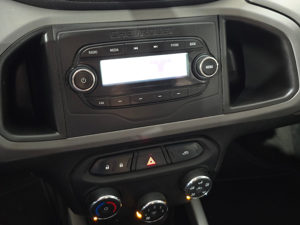 CHEVROLET ONIX 1.0 MPFI LT 8V FLEX 4P MANUAL