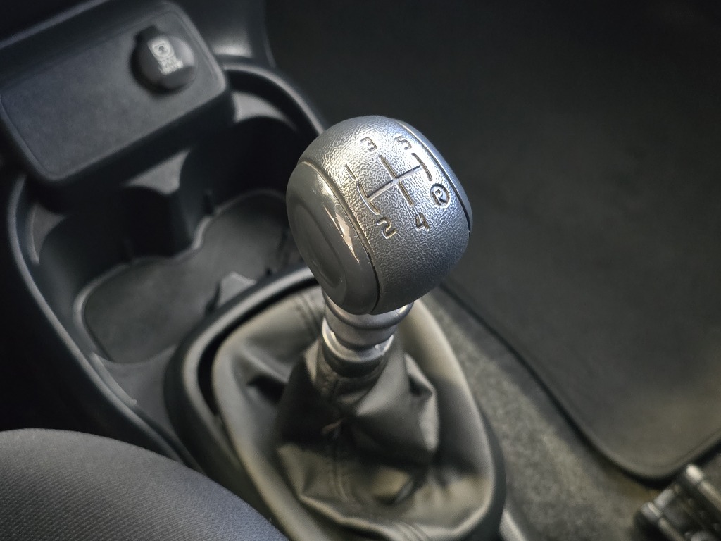 FIAT MOBI 1.0 EVO FLEX LIKE. MANUAL