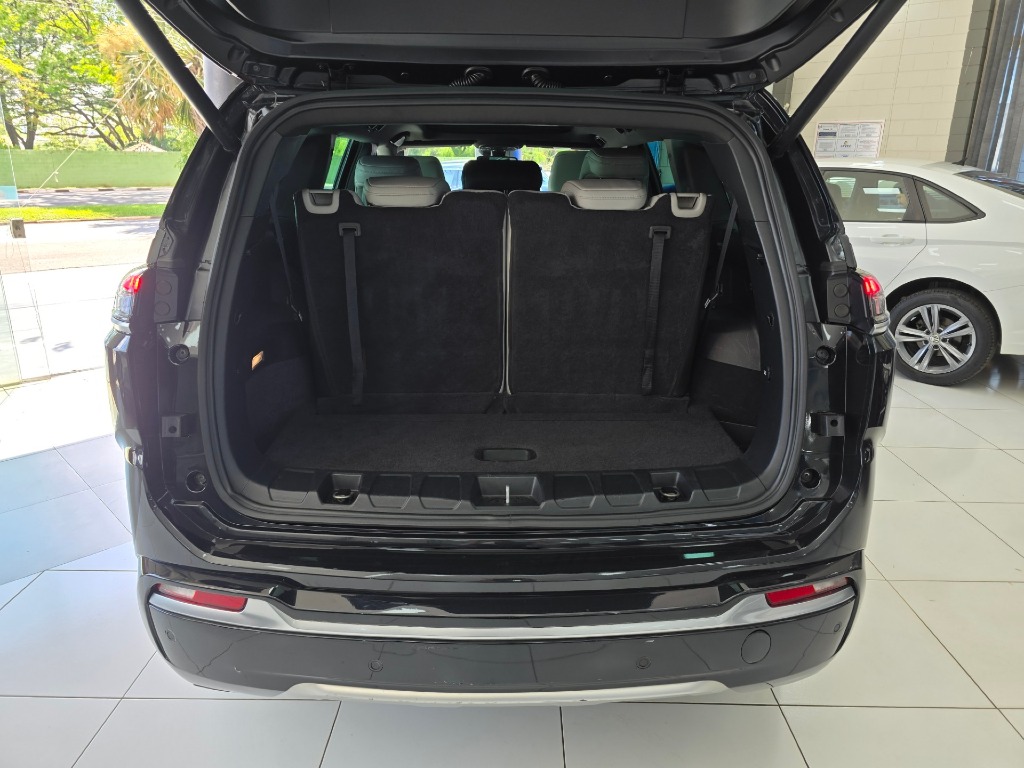 JEEP COMMANDER 2.0 TD380 TURBO DIESEL OVERLAND AT9