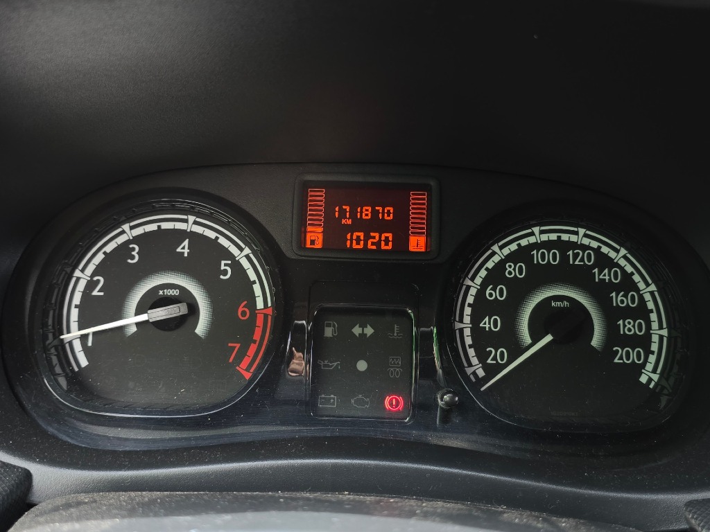 RENAULT SANDERO 1.0 AUTHENTIQUE 16V FLEX 4P MANUAL