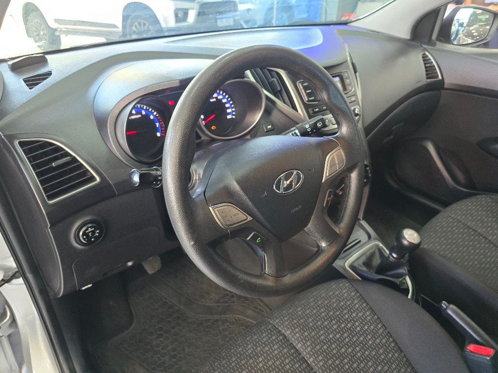HYUNDAI HB20 1.0 COMFORT 12V FLEX 4P MANUAL