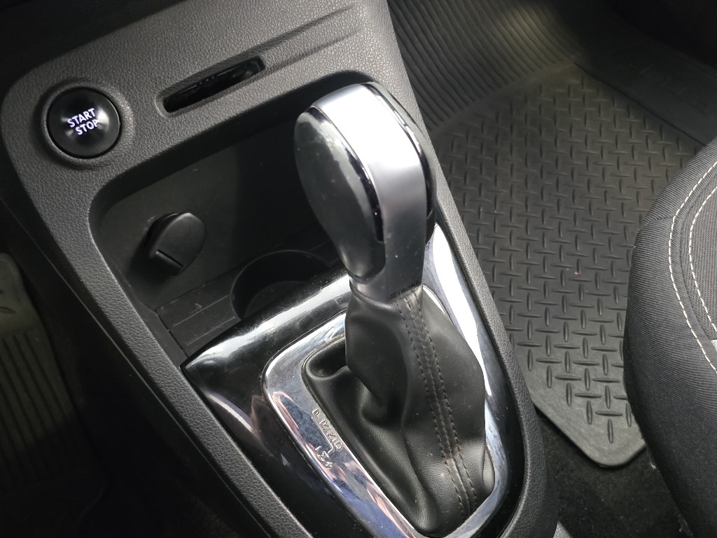 RENAULT CAPTUR 1.6 16V SCE FLEX ZEN X-TRONIC