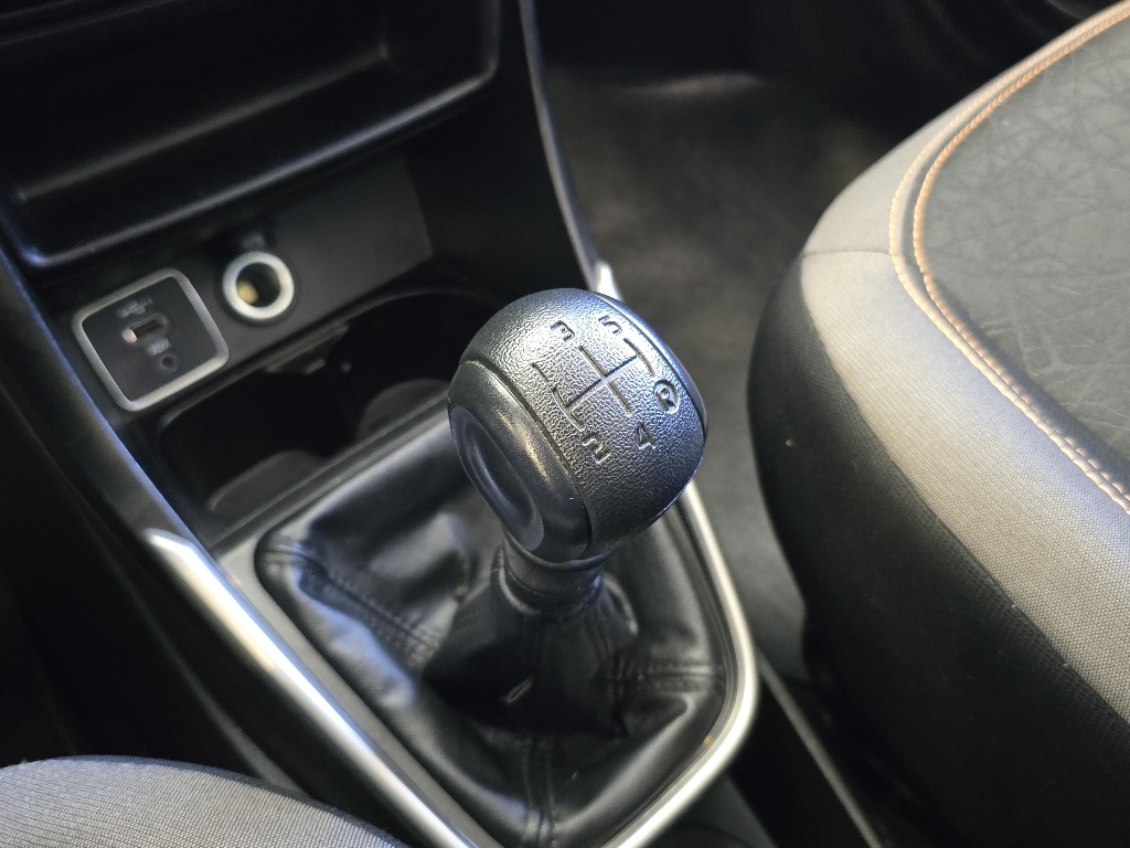 FIAT MOBI 1.0 EVO FLEX TREKKING MANUAL