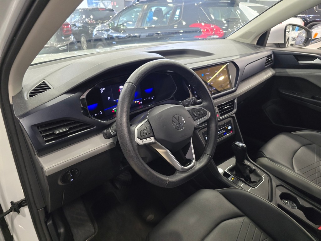 VOLKSWAGEN TAOS 1.4 250 TSI TOTAL FLEX COMFORTLINE AUTOMÁTICO