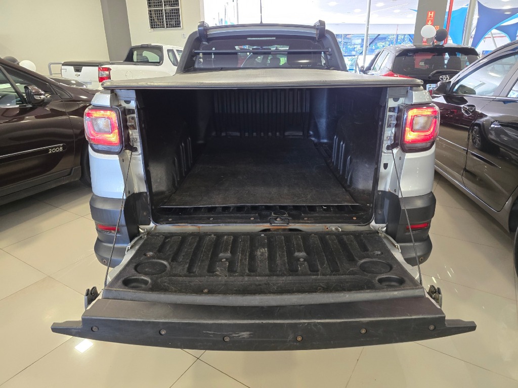 FIAT STRADA 1.3 FIREFLY FLEX FREEDOM CS MANUAL