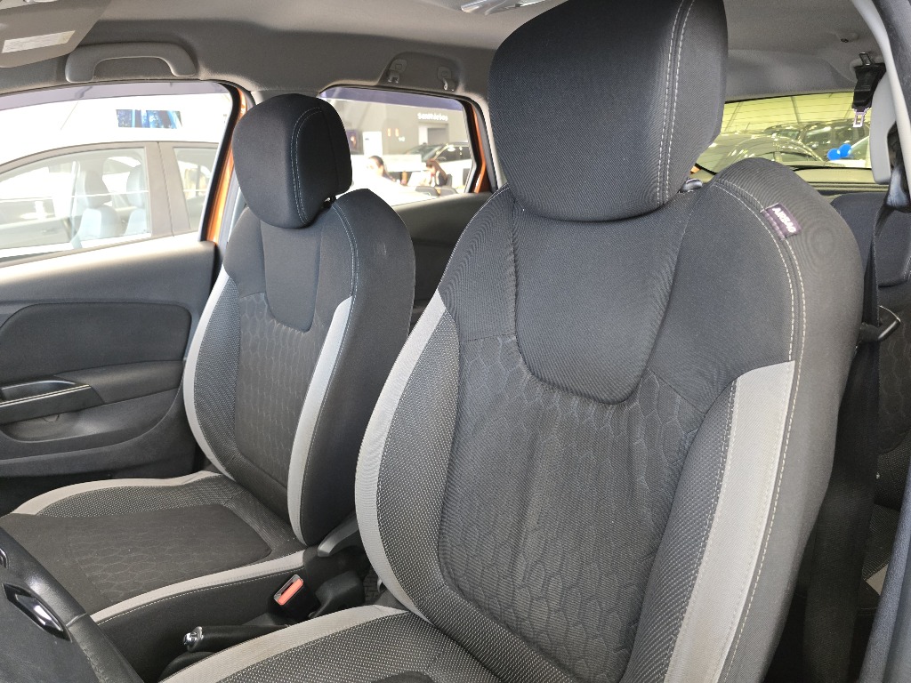 RENAULT CAPTUR 1.6 16V SCE FLEX ZEN X-TRONIC