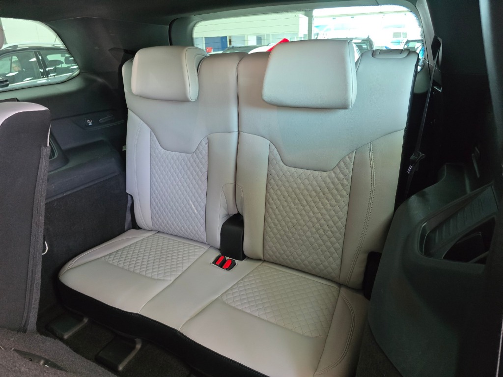 JEEP COMMANDER 2.0 TD380 TURBO DIESEL OVERLAND AT9
