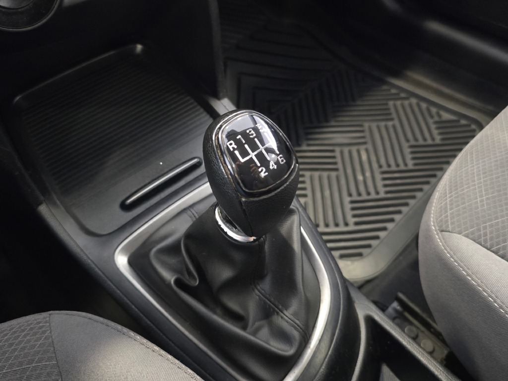 HYUNDAI HB20S 1.0 COMFORT PLUS 12V TURBO FLEX 4P MANUAL