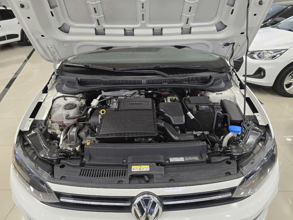 VOLKSWAGEN VIRTUS 1.6 MSI SENSE TOTAL FLEX AUTOMÁTICO