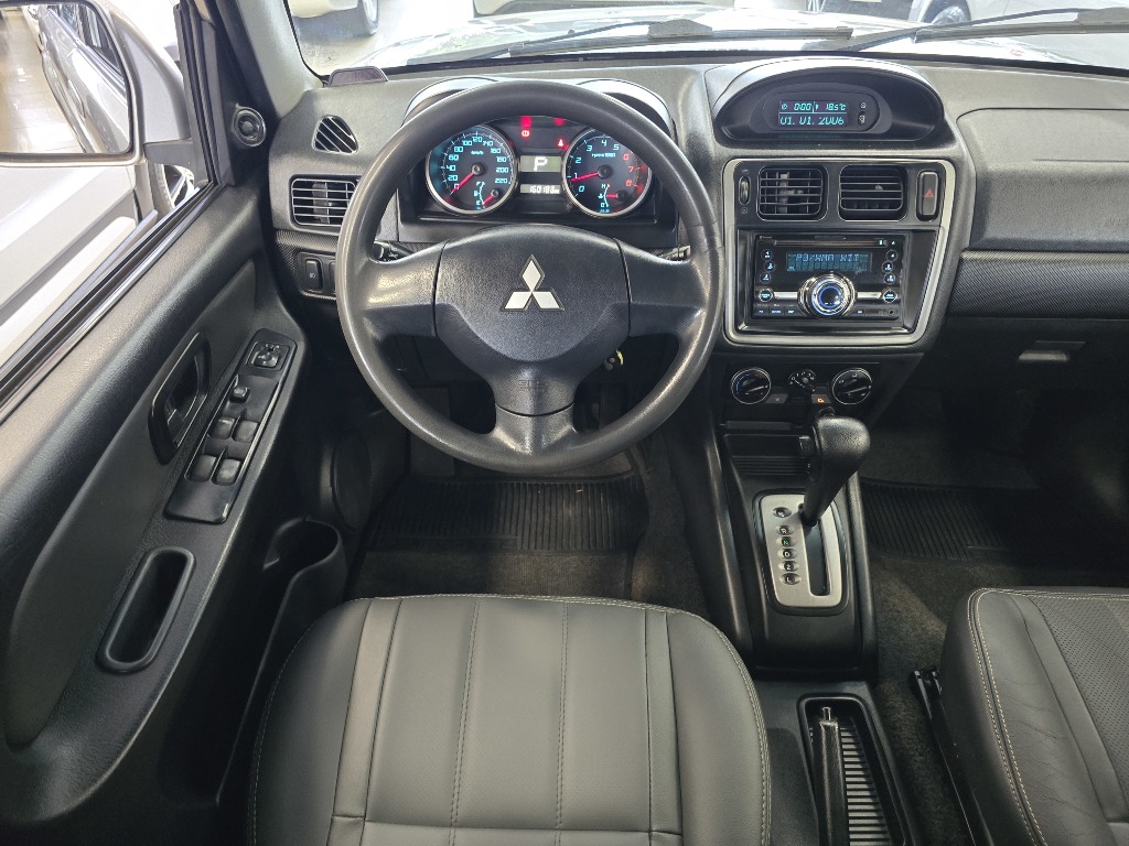 MITSUBISHI PAJERO TR4 2.0 4X2 16V 140CV FLEX 4P AUTOMATICO