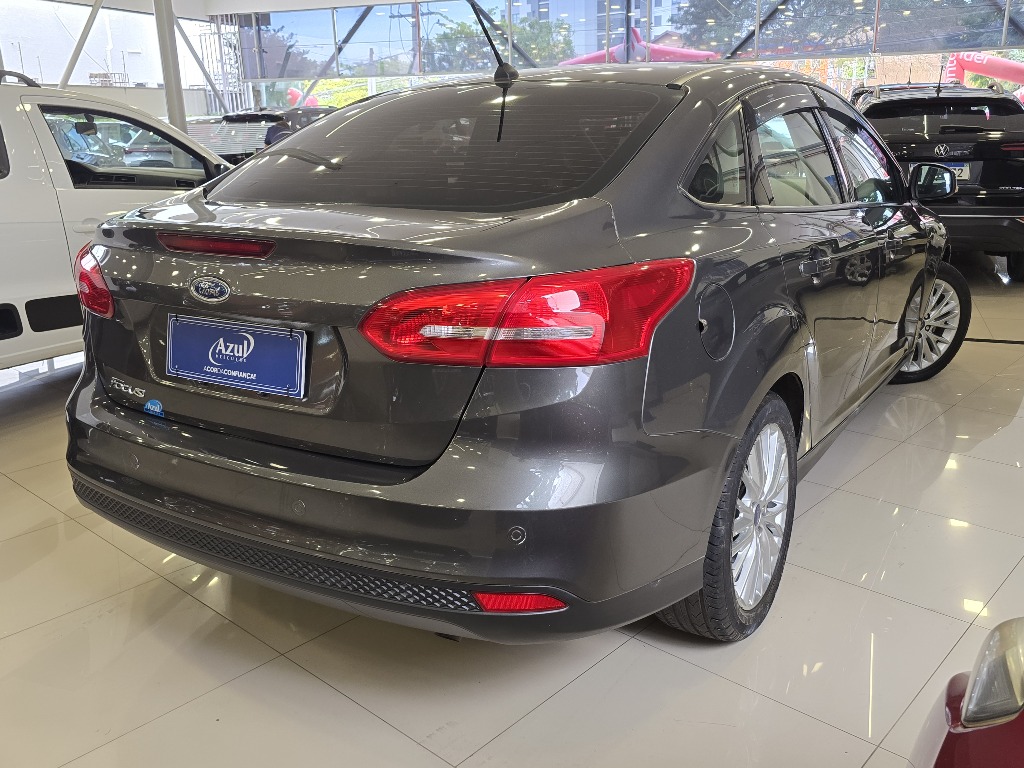 FORD FOCUS 2.0 SE PLUS 16V FLEX 4P POWERSHIFT