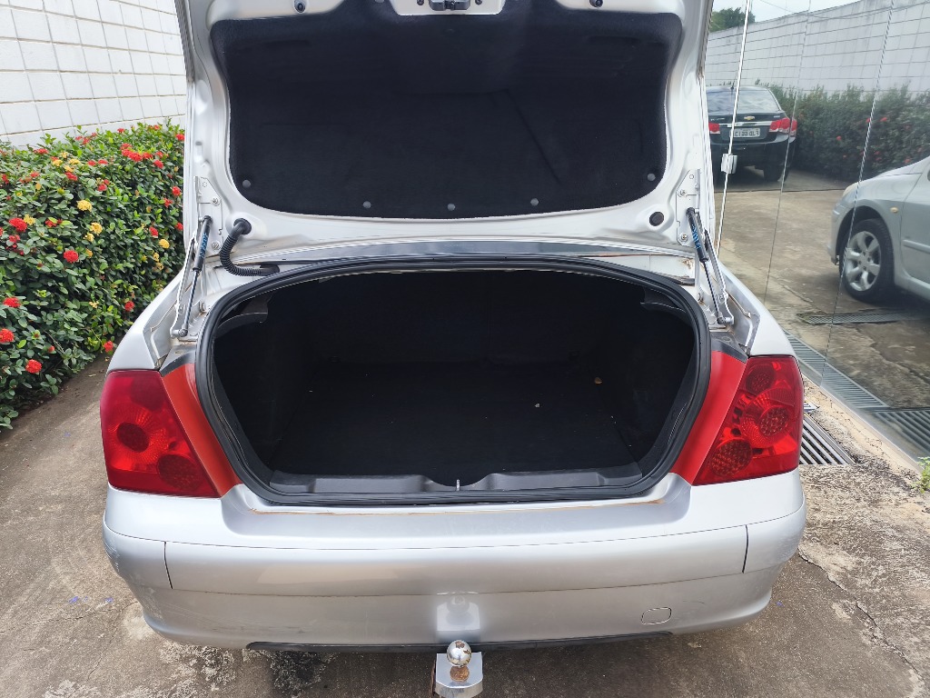 PEUGEOT 307 1.6 PRESENCE PACK 16V FLEX 4P MANUAL
