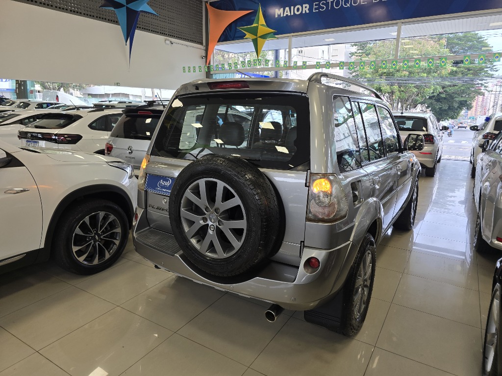 MITSUBISHI PAJERO TR4 2.0 4X2 16V 140CV FLEX 4P AUTOMATICO