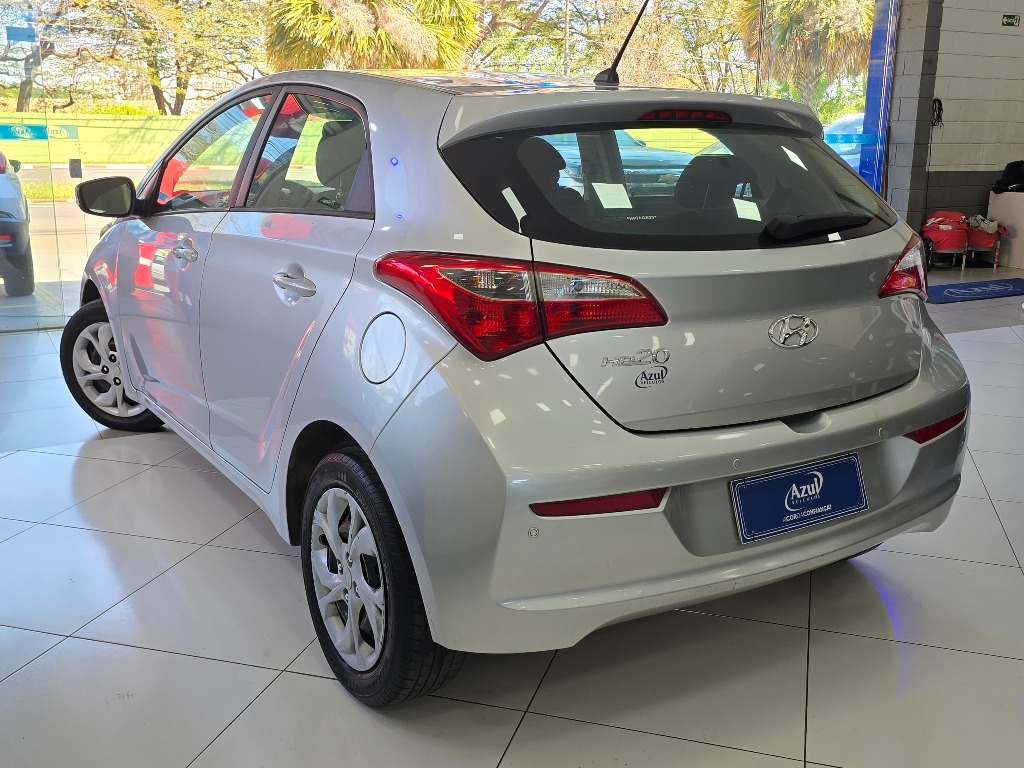 HYUNDAI HB20 1.0 COMFORT 12V FLEX 4P MANUAL